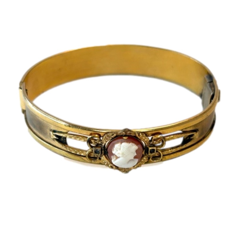 Vintage Cameo Filigree Bracelet